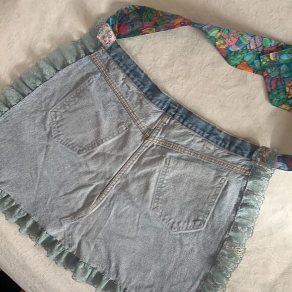Recycled Jeans Apron Hand Crafted Easter Eggs Waist Tie Pockets - Picture 2 of 6